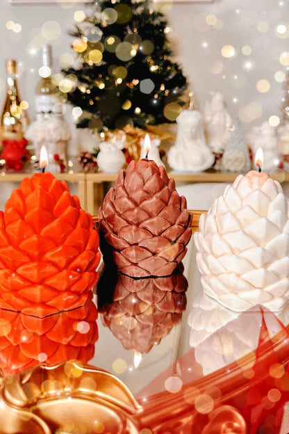 Tres Noël pomme de pin Pine-cone Candle